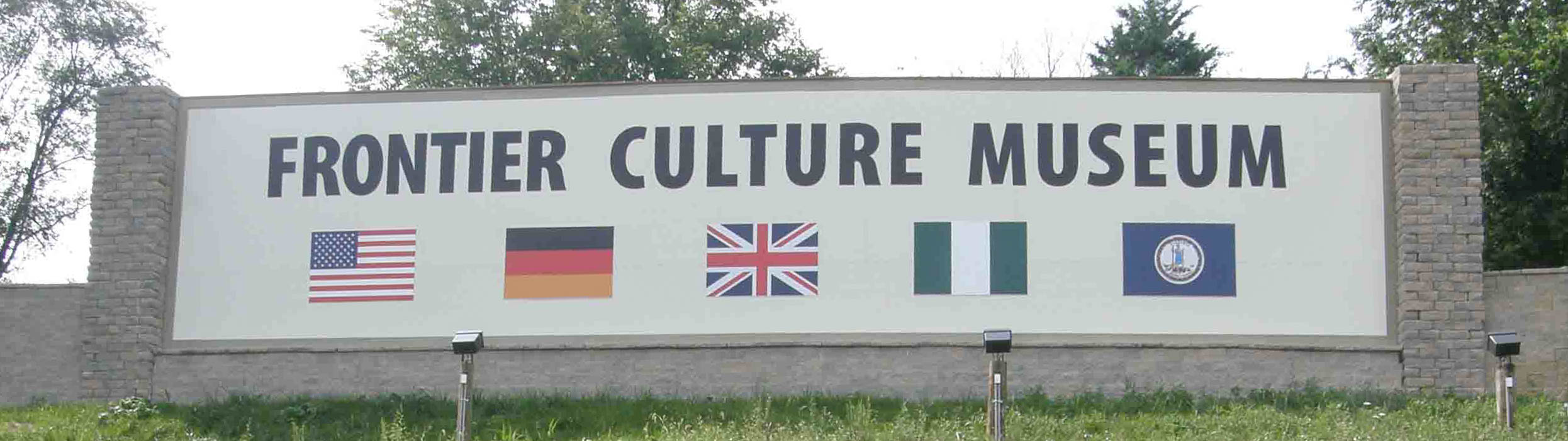 Frontier Culture Museum Outdoor Signs