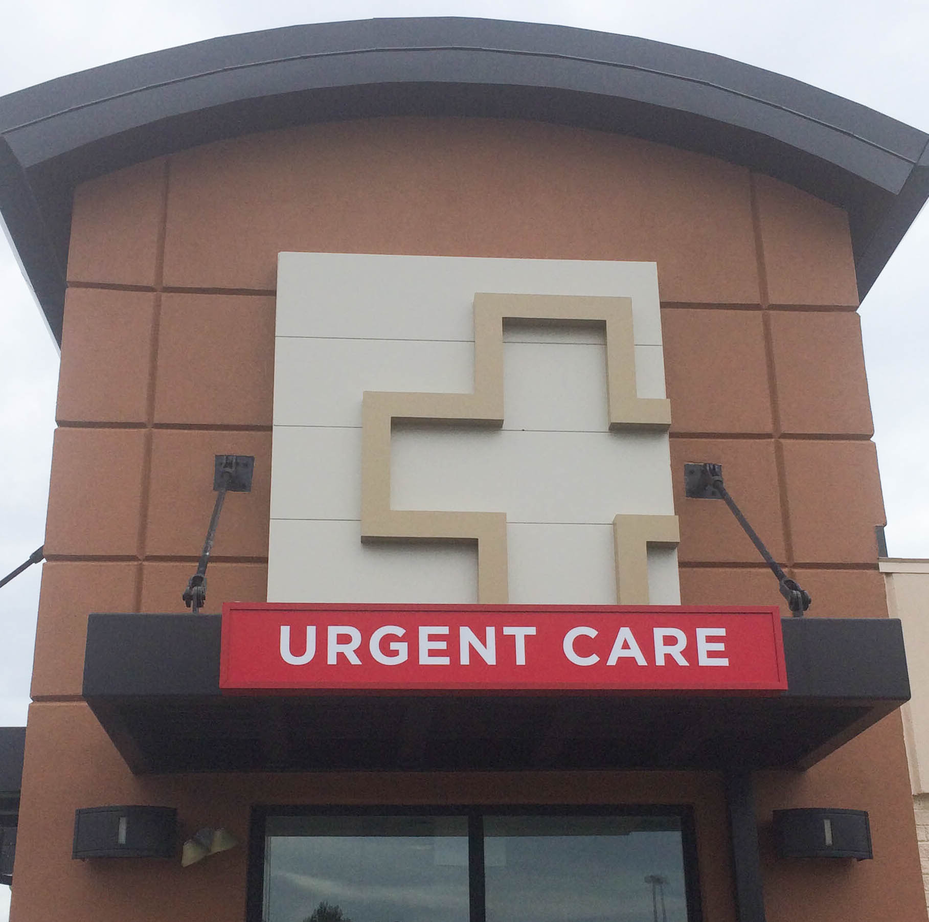 Urgent Care Outdoor Signs